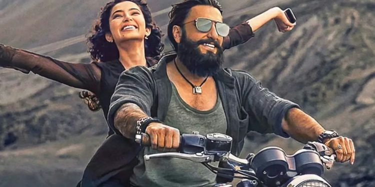 Dhurandhar | దక్షిణ కశ్మీర్ లో సరికొత్త సందడి..!