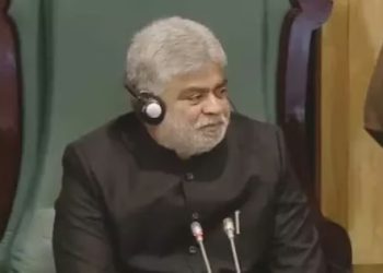 Telangana | ఫిరాయింపు ఎమ్మెల్యేలకు స్పీకర్ భారీ షాక్ !