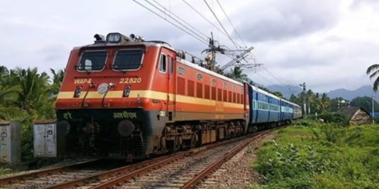 Indian Railways | రైల్వే ప్రయాణికులకు బ్యాడ్ న్యూస్… జేబుకు షాక్