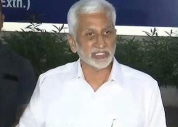 Ycp : వైసీపీ భవిష్యత్పై విజయసాయి సంకేతాలా?