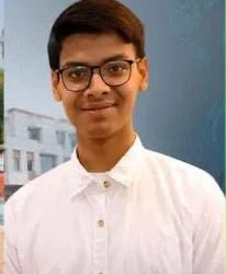 సీబీఎస్ఈ వ్యవస్థలో లోపాల గుర్తింపు నుంచి ఐఐటీ వరకు – నిసర్గ అధికారి విజయం