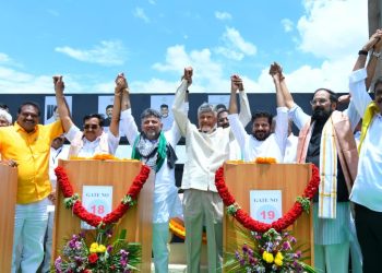 #గంగా_కావేరి_అనుసంధానం, #GangaKaveriLink, #గోదావరి_కావేరి, #చంద్రబాబు, #NaraChandrababuNaidu, #నరేంద్రమోదీ, #PMModi, #తుంగభద్ర, #TungabhadraDam, #కేన్_బేత్వా_ప్రాజెక్టు, #KenBetwaProject, #Godavari, #Kaveri, #ఆంధ్రప్రదేశ్, #తెలంగాణ, #కర్ణాటక, #తమిళనాడు, #జలవనరులు, #RiverLinking, #NationalRiverLinking, #WaterManagement, #Irrigation, #IndianDevelopment, #హంపీ, #విరూపాక్షఆలయం, #జోగులాంబ, #రాఘవేంద్రస్వామి, #CRPatil, #APNews, #TelanganaNews, #KarnatakaNews, #TamilNaduNews, #BreakingNews, #TeluguNews, #IndiaNews, #Infrastructure, #Development, #Agriculture, #WaterSecurity, #News7Telugu