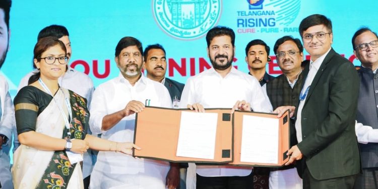 #తెలంగాణ, #Telangana, #RevanthReddy, #మల్లు_భట్టి_విక్రమార్క, #GovernmentEmployees, #TSGovt, #ఉచిత_ప్రమాద_బీమా, #EmployeeInsurance, #LifeInsurance, #AccidentInsurance, #CashlessHealthCards, #ContractEmployees, #OutsourcingEmployees, #GovernmentJobs, #EmployeeWelfare, #TelanganaGovernment, #Hyderabad, #RavindraBharathi, #InsuranceScheme, #FreeInsurance, #BreakingNews, #TeluguNews, #HyderabadNews, #TSNews, #WelfareSchemes, #FinancialSecurity, #PublicEmployees, #StateGovernment, #InsuranceCoverage, #2047Vision, #3TrillionEconomy, #News7Telugu