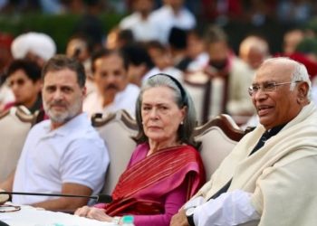 #GyaneshKumarPublicImpeachment, #GyaneshKumar, #RahulGandhi, #MallikarjunKharge, #Congress, #INDIAAlliance, #ElectionCommission, #ChiefElectionCommissioner, #VoteChori, #SIR, #VoterListRevision, #VotingRights, #IndianDemocracy, #ConstitutionOfIndia, #NarendraModi, #AmitShah, #OppositionUnity, #IndianPolitics, #DelhiNews, #ParliamentNews, #PoliticalNews, #BreakingNews, #LatestNews, #TeluguNews